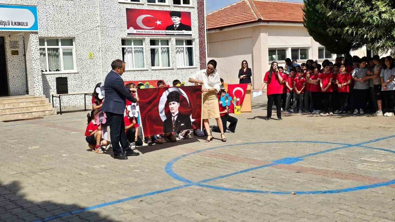 Sarıgöl’de İlköğretim Haftası Kutlandı