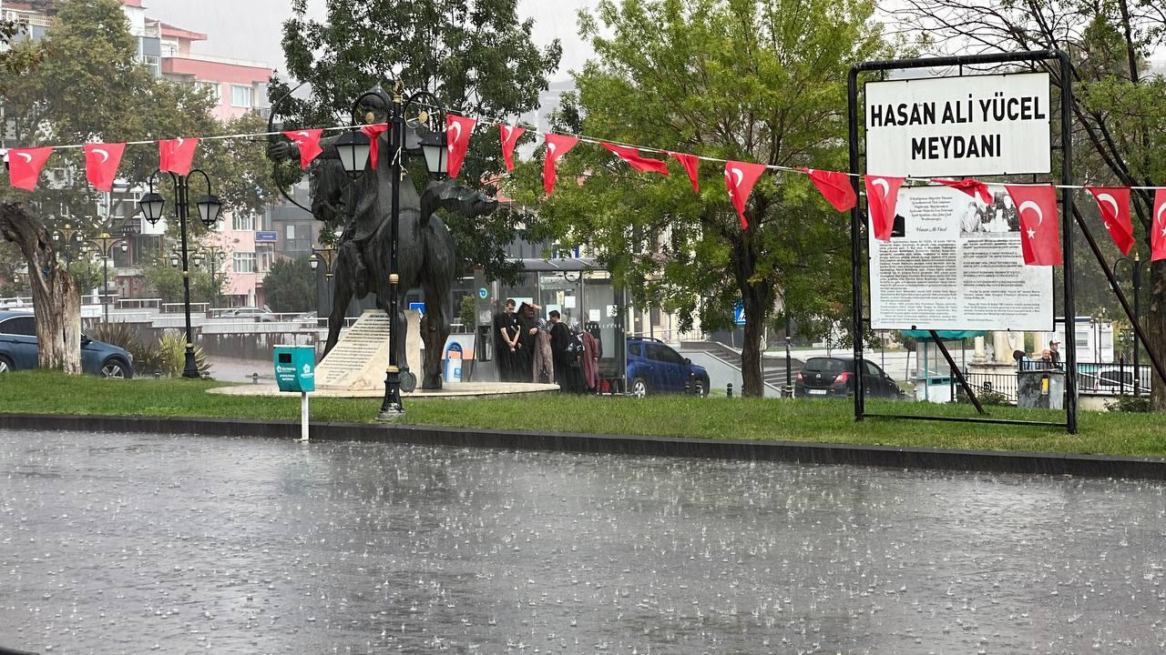 Tekirdağ’da Sağanak Etkili Oldu