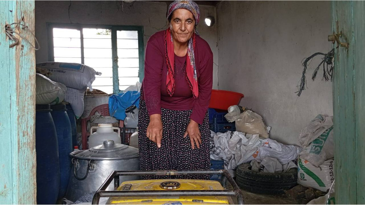 Üretici Karanlıkta Kaldı: 4 Gündür Elektriğimiz Yok,  Hayvanımız Var, Sağım Yapamıyoruz