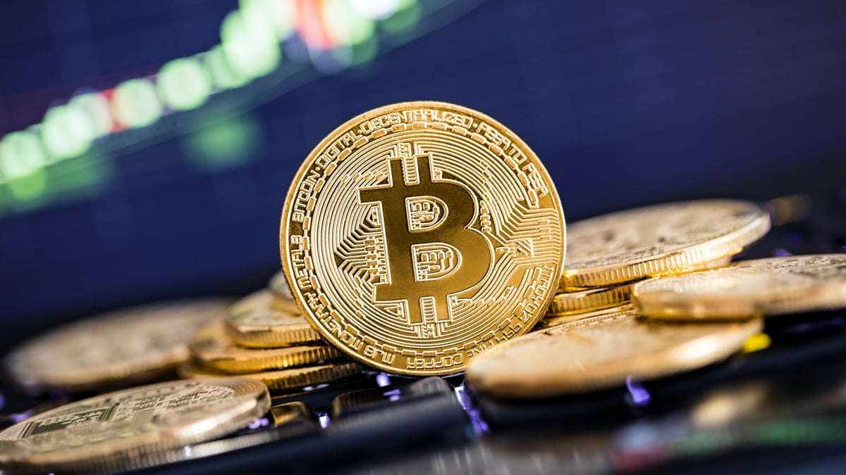 Bitcoin geri dönüş sinyalleri veriyor: Dev ETF yatırımıyla 63 bin dolar seviyesi aşılabilir mi?