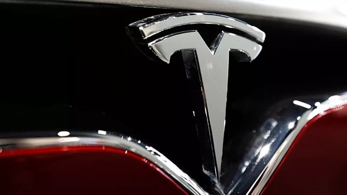 Tesla 27 bin aracını geri çağırıyor! Kazaya sebep olacak kusur!