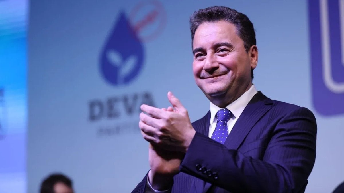 Babacan, yeniden DEVA Partisi Genel Başkanı