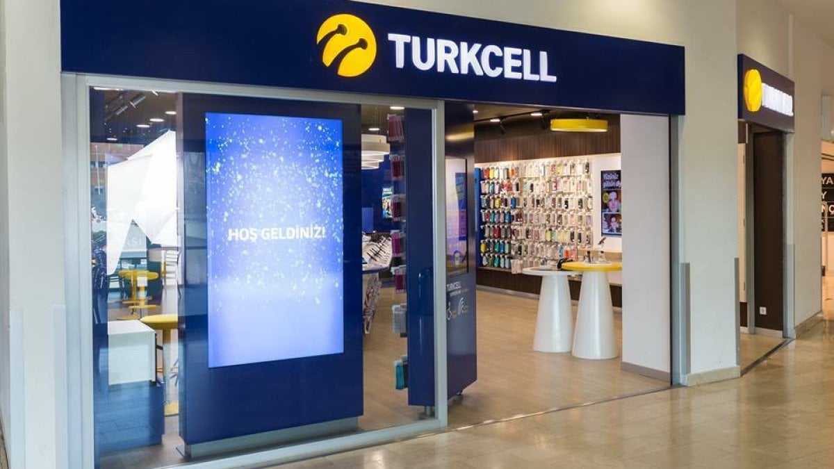 Turkcell’den milletvekillerine özel paket: Vatandaşa 1200 TL, vekillere 286 TL