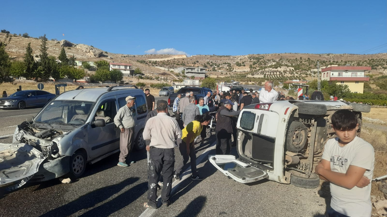 Adıyaman’da Trafik Kazasında 6 Kişi Yaralandı