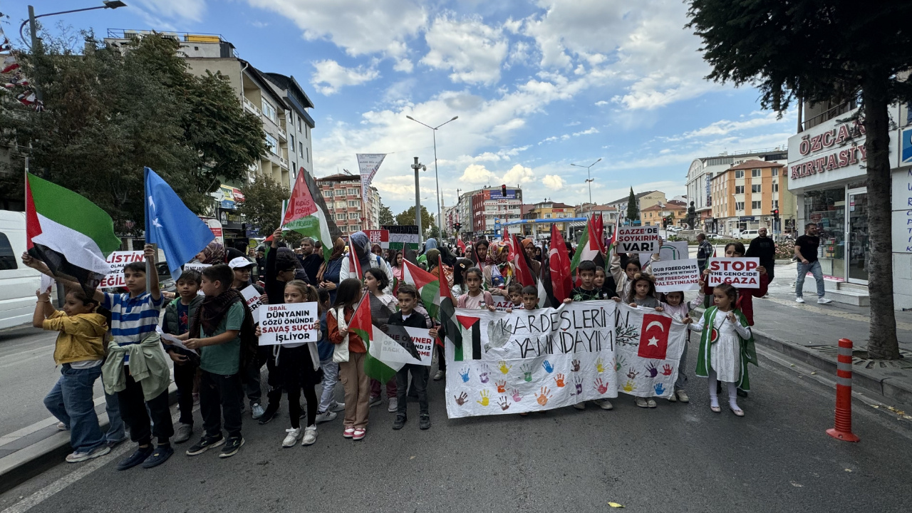 Antalya’da Balık Tutma Yarışması Yapıldı