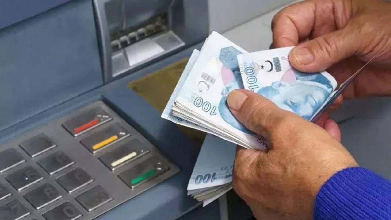 ATM’lerde Yarından itibaren Geçerli Olacak: Para Çekerken Artık O Belge İstenecek