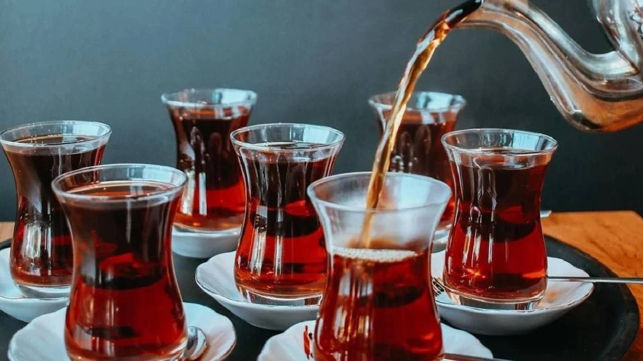 Bakanlık Ünlü Çay Markasını İfşa Etti:  Büyük Skandal! Çay Diye Bize Meğer Neler İçirmişler