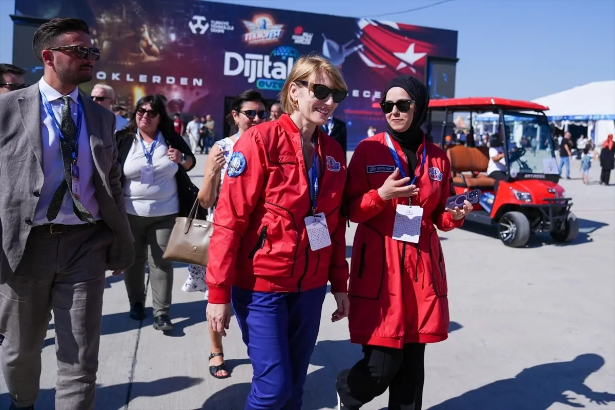 Birleşik Krallık Büyükelçisi Jill Morris, TEKNOFEST Adana’yı Ziyaret Etti