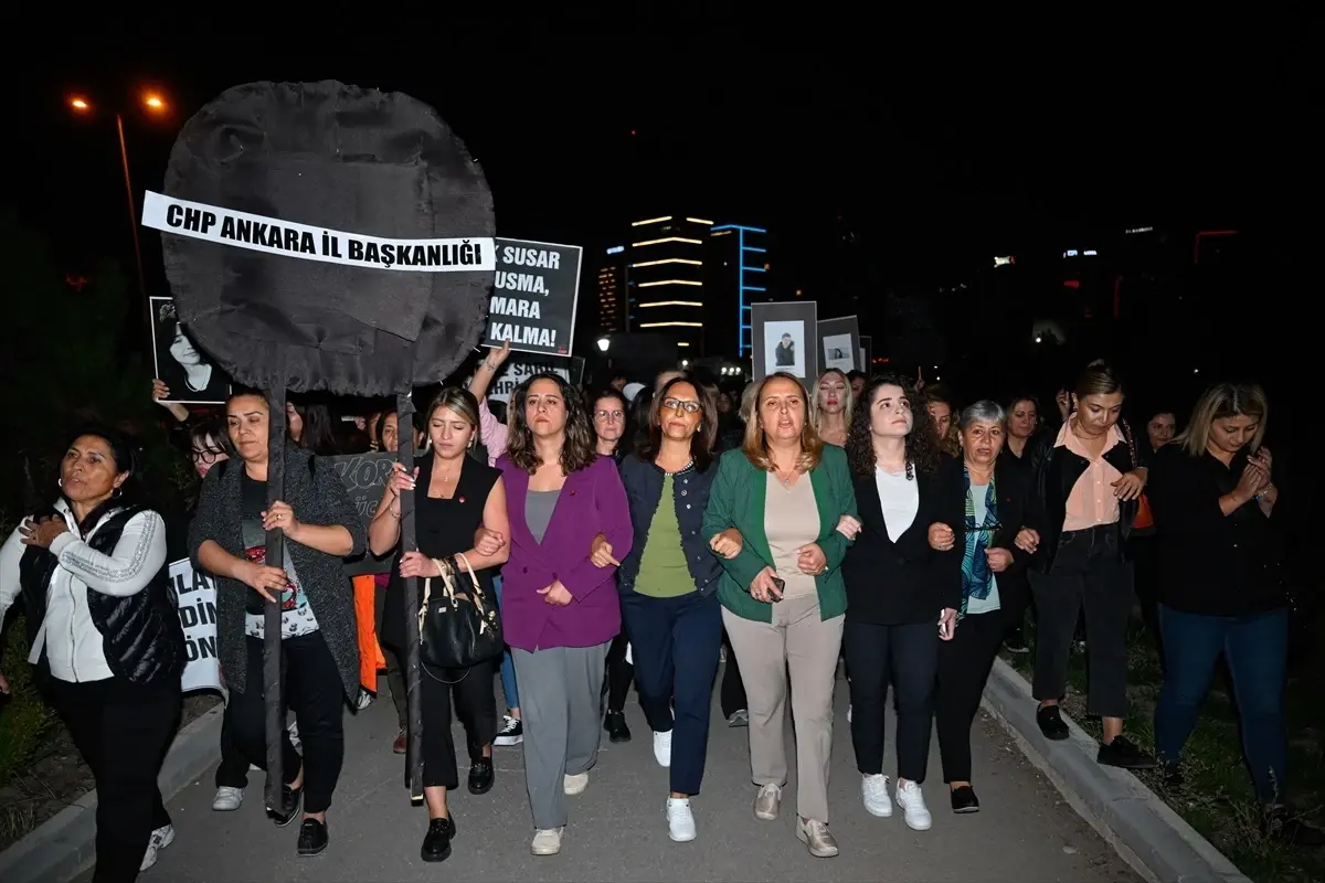 CHP Kadın Kolları’ndan Şiddet Protestosu