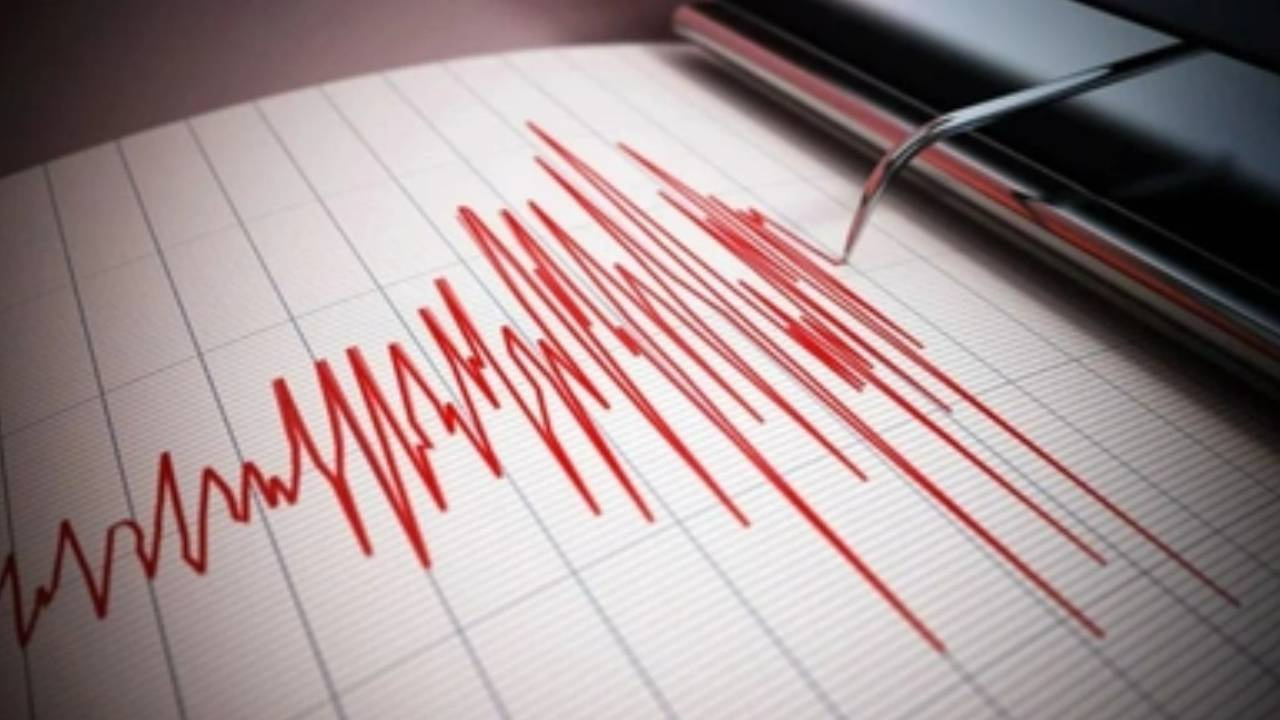 Ege’de Korkutan Deprem!