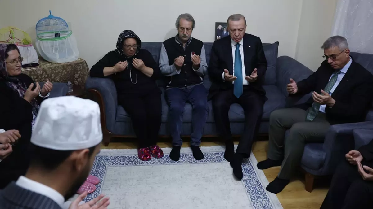 Erdoğan kazada hayatını kaybeden Betül’ün ailesini ziyaret etti