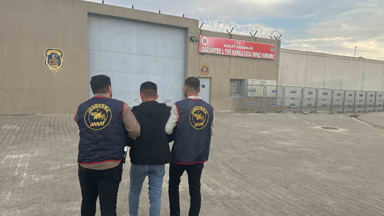 Gaziantep’te Hırsızlıktan 12 yıl Cezası Bulunan Firari Yakalandı