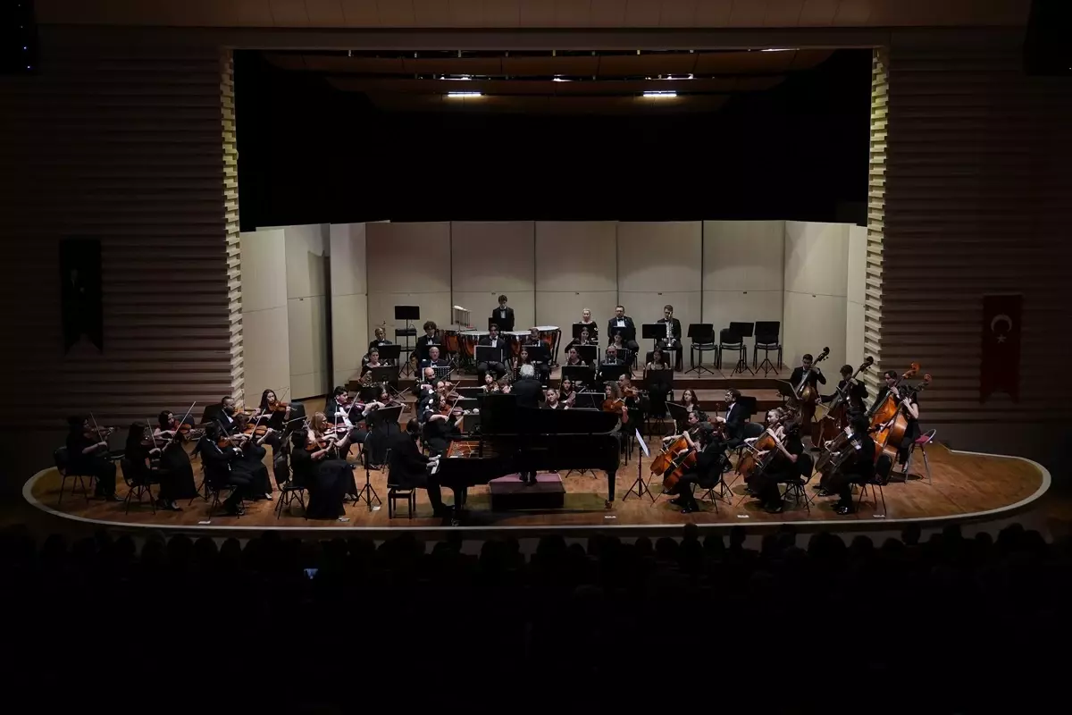 Hacettepe Üniversitesi Senfoni Orkestrası 2024-2025 Sezonunu Açtı