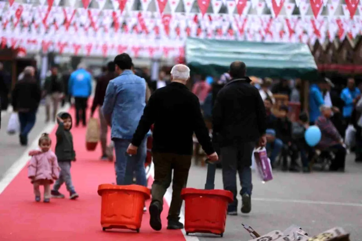 Ankara’da İşyurtları Ürün ve El Sanatları Fuarı Açılıyor