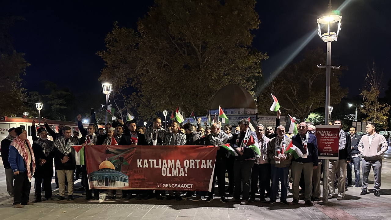 Konya’da Saadet Partisi Gençlik Kolları İsrail’i Protesto Etti