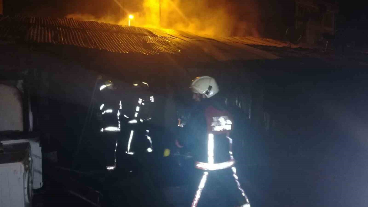 Malatya Yeşilyurt’ta Korkutan Yangın