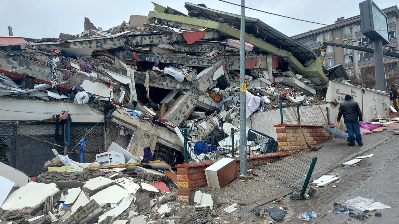 Saitbey Sitesi Soruşturmasında Kamu Görevlileri Yargılanacak