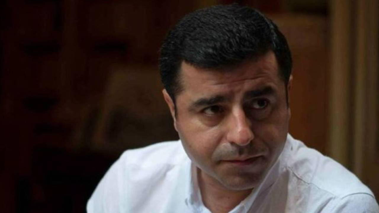 Selahattin Demirtaş TUSAŞ Saldırısını Kınadı: ‘Barış İsteyenlerin Sesinin Bastırılmasına İzin Vermeyeceğiz’