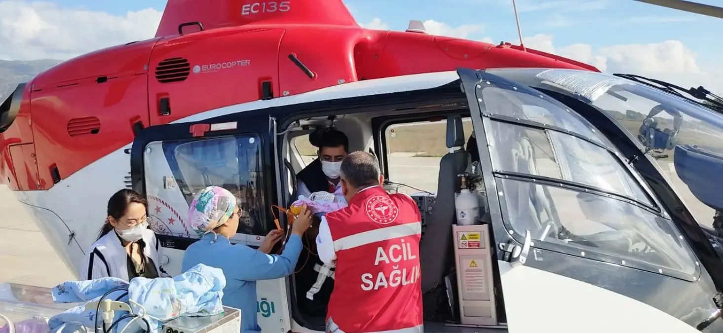 Tokat’ta Kalp Defektleri Olan Bebek Ambulans Helikopterle Ankara’ya Sevk Edildi