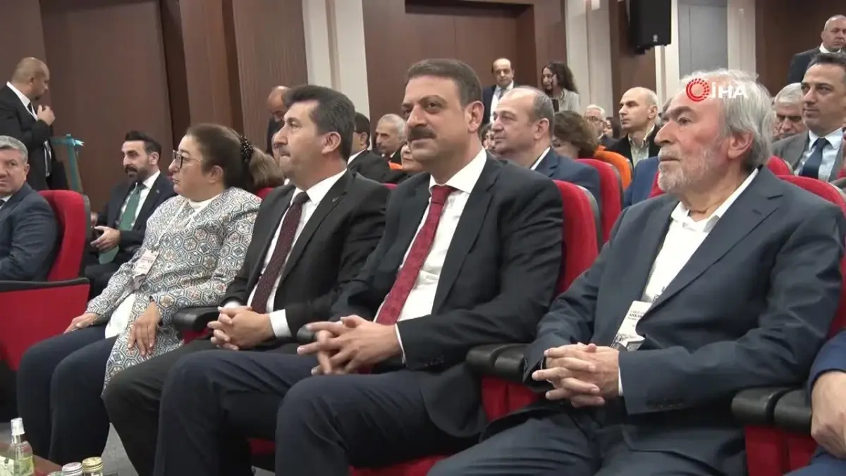 Vakıf Geleneği ve Ankara Vakıfları Sempozyumu Başladı