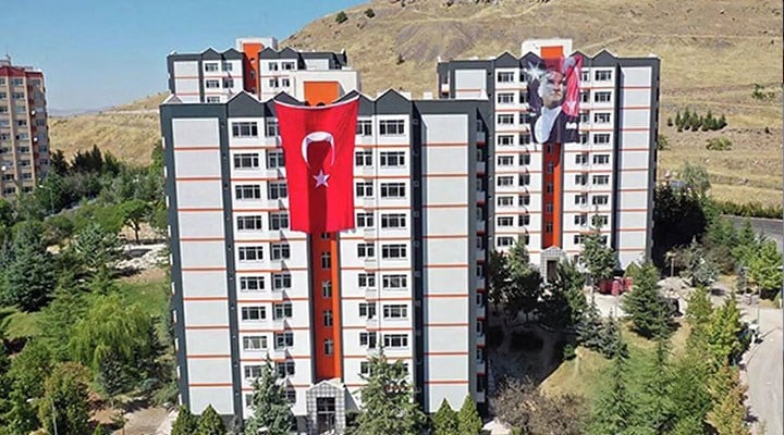 Yavaş duyurdu: KYK yurtlarına başvurup da açıkta kalan öğrencilere geçici yurt imkanı