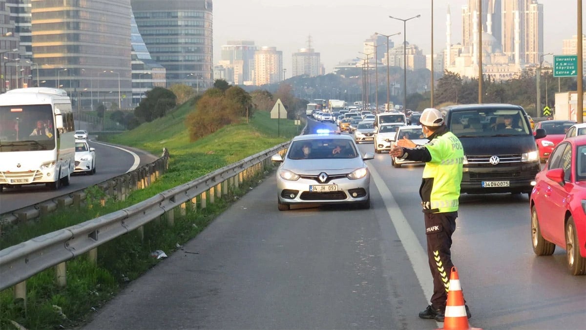 Arabasında olan söksün: Yoksa trafikten men edilecek, 96 bin lira ceza verilecek, kontroller başladı