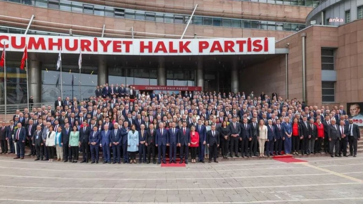 CHP’li 414 belediye başkanı Ankara’ya toplantıya çağırıldı