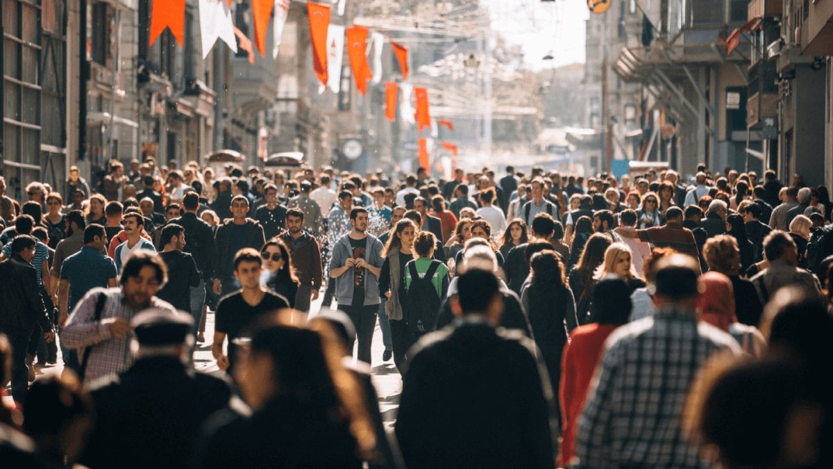 Türkiye’nin 10 kalabalık ilçesi açıklandı