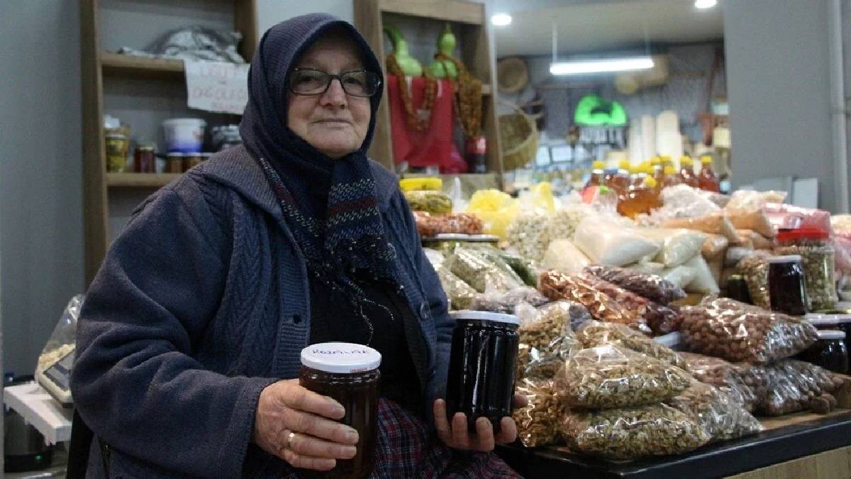 Köroğlu Dağları’ndan topluyor şurup yapıp kavanozda satıyor! Tanesi 150 TL’den haplarda olmayan etkiyi gösteriyor