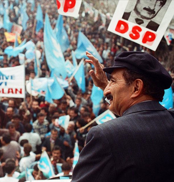 Eski Başbakanlardan Bülent Ecevit’in vefatının üzerinden 18 yıl geçti