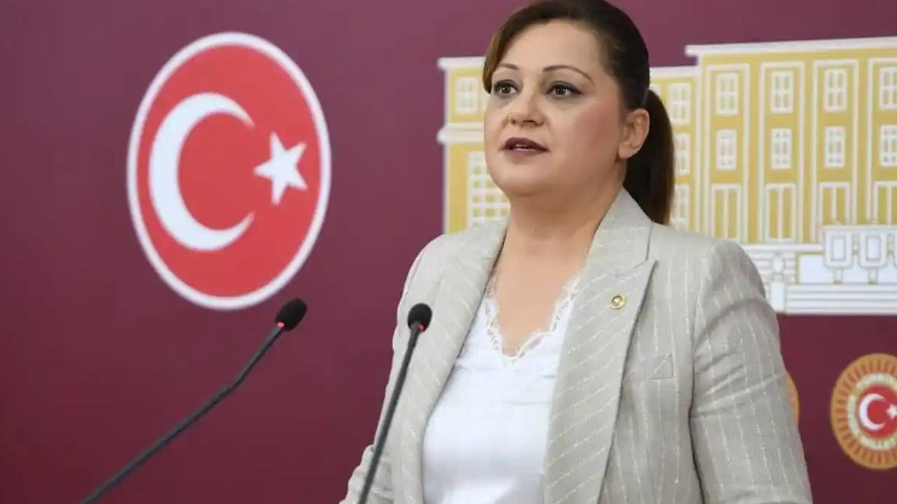 Afyonkarahisar Belediye Başkanı Burcu Köksal Kimdir?