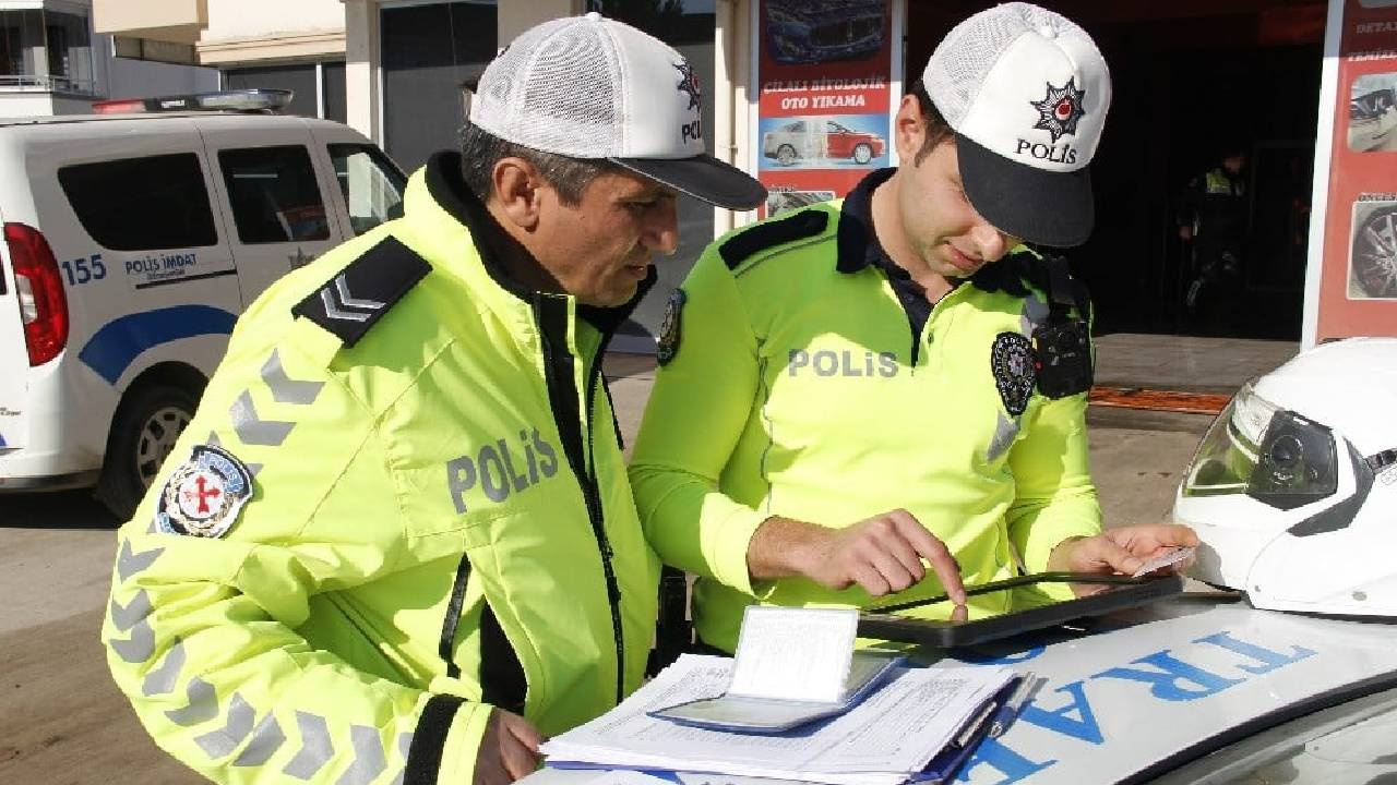 Arabayı Buraya Park Edenler Yandı: Artık 2 Bin Lira Ceza Ödeyecek