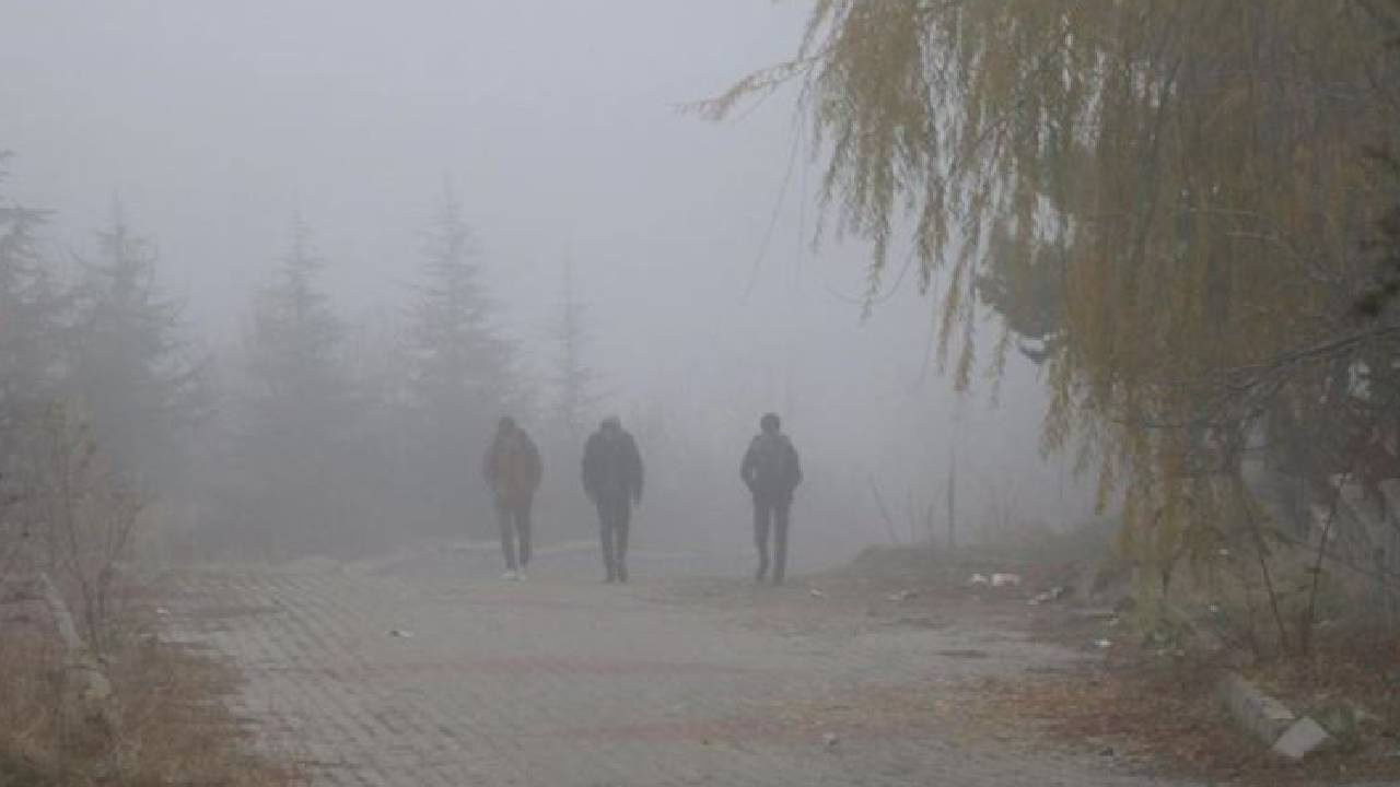 Meteoroloji Uyardı: Sis ve Puslu Havaya Dikkat! Göz Gözü Görmeyecek