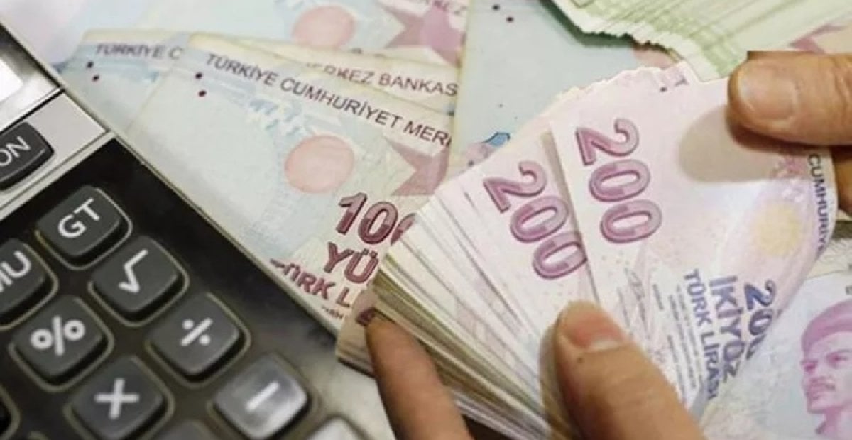 Hazine 2 ihalede 31,9 milyar lira borçlandı