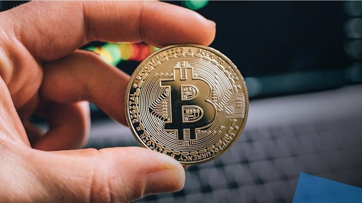 Bitcoin yeniden yükselişte: 98 bin dolar kısa süreli aşıldı