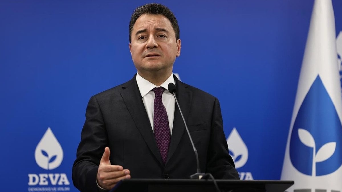 Babacan: Beklenen enflasyon uydurma, asgari ücret zammı gerçekleşene göre yapılmalı