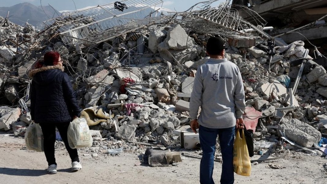 Deprem bölgesi için mücbir sebep hali sona erdi