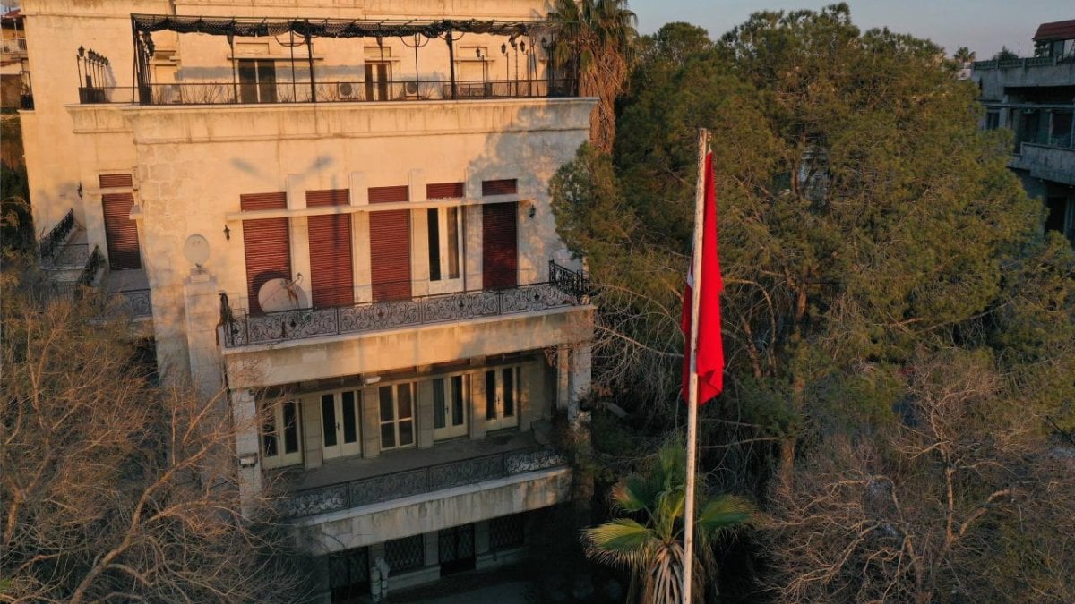 Bakan Fidan’dan Şam Büyükelçiliği paylaşımı: Hayırlı olsun