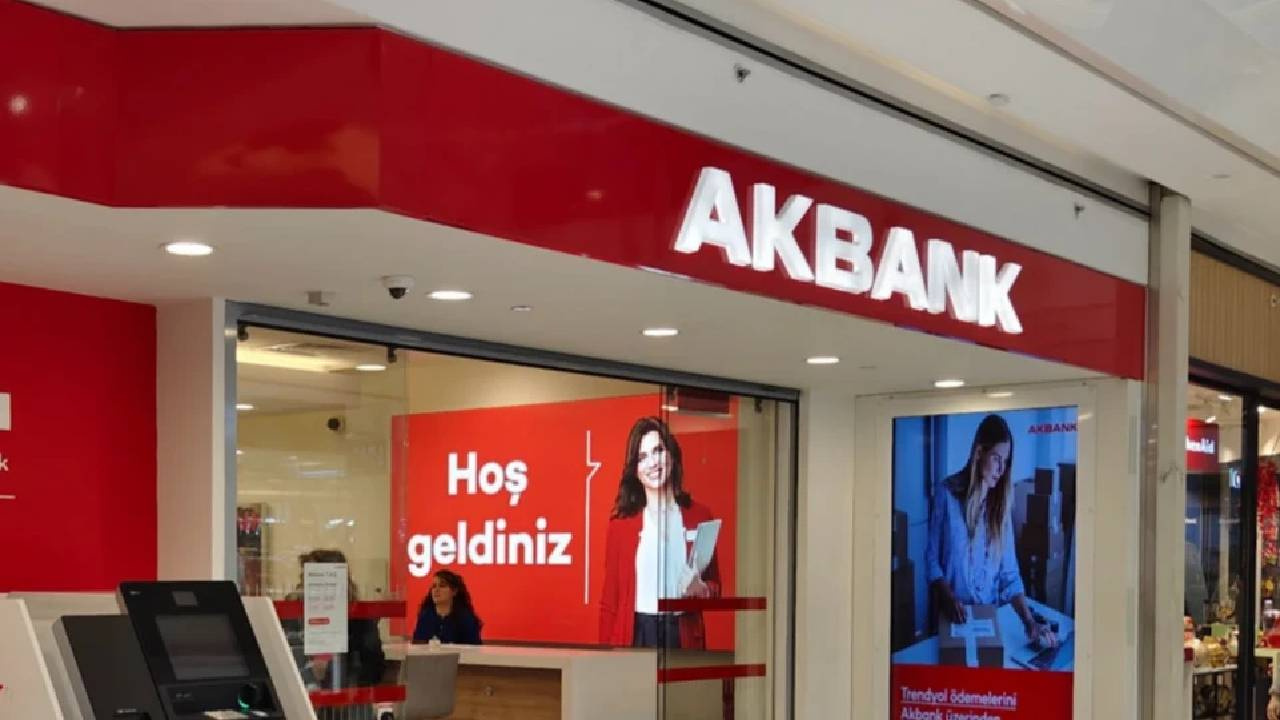 Akbank’ta Sabancı Krizi: Resmen El Değiştirdi! Hisselerde 2.9 Milyar Darbesi, Kimse Bunu Beklemiyordu