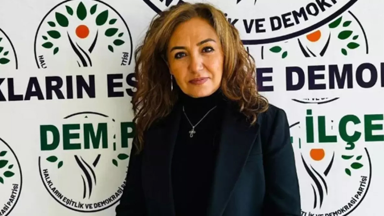 DEM Parti, İdil Belediye Başkanı Türkan Kayır’ı İhraç Etti