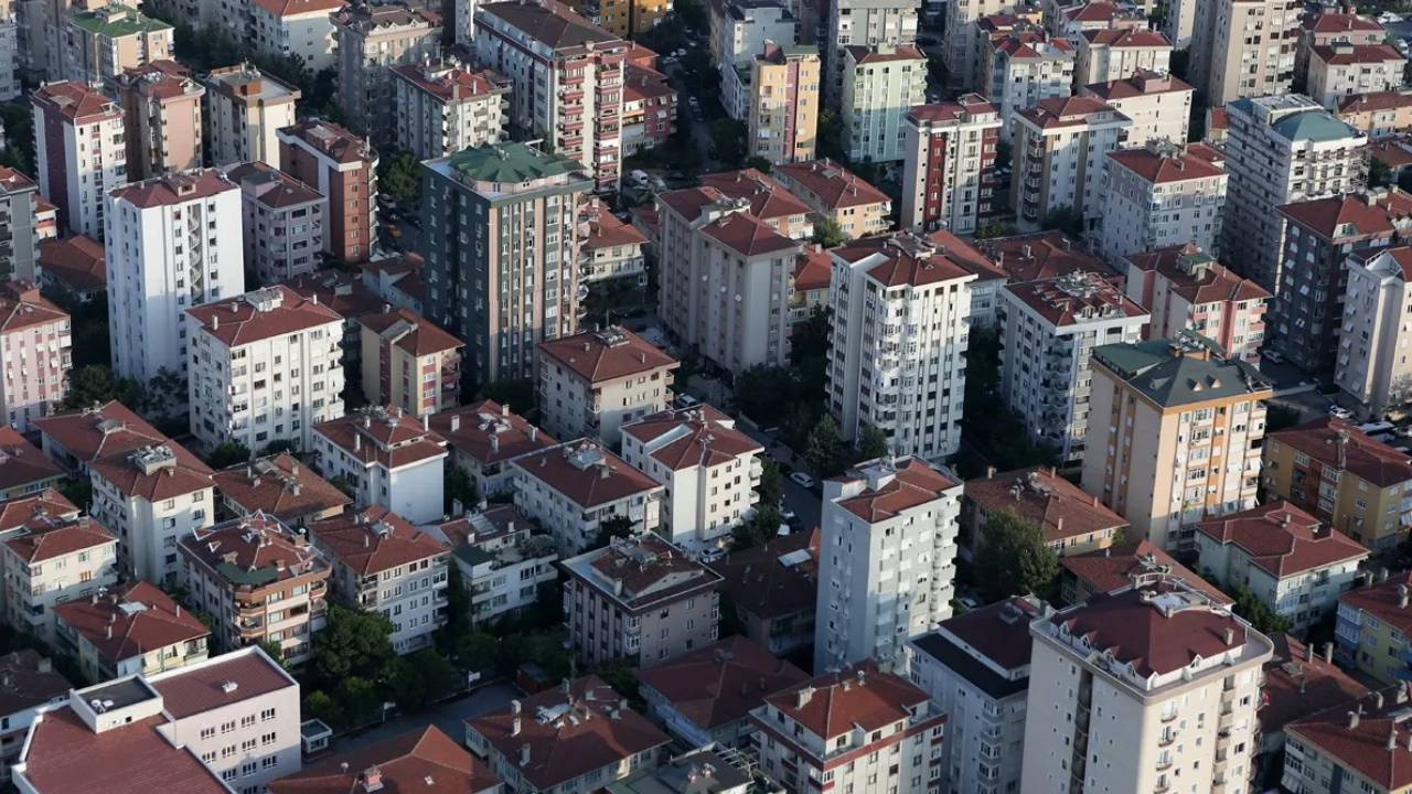 En Çok Gayrimenkul Satılan Kentler Açıklandı: İstanbul ve Esenyurt’u Solladı İlk Sıradakine Çok Şaşıracaksınız