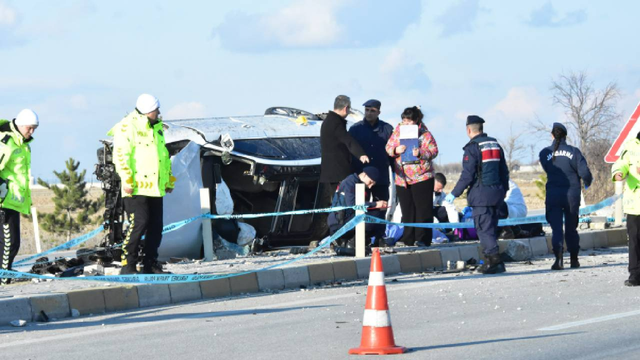 Konya’da Otomobil Takla Attı! 3 Kişi Hayatını Kaybetti