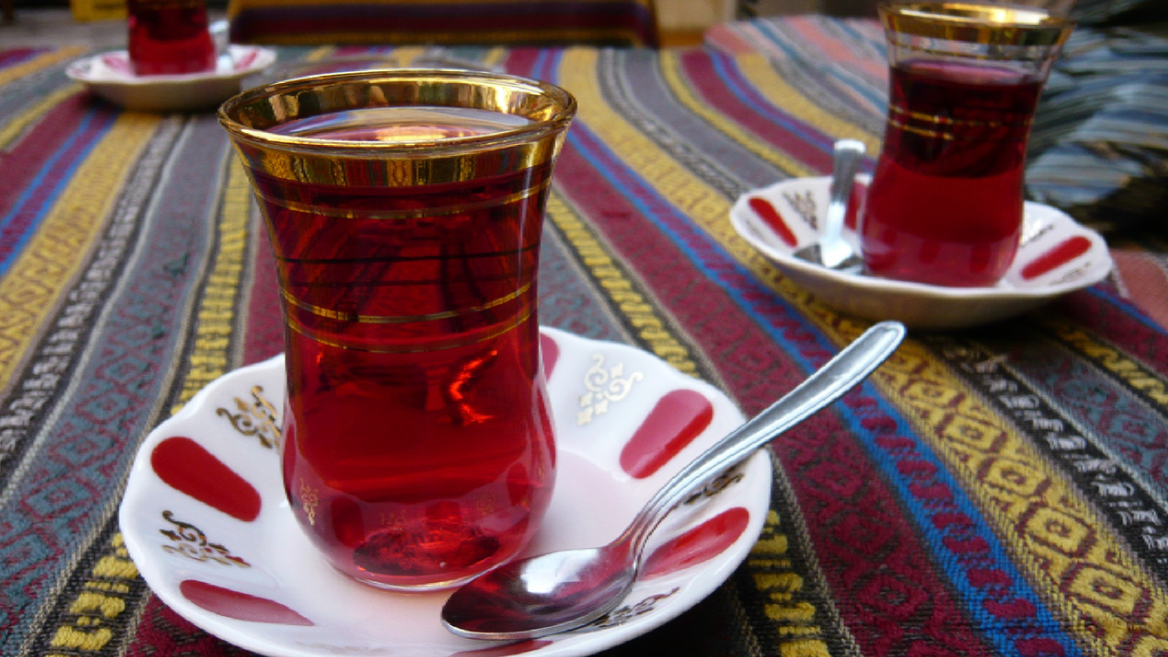 Ne Siyah Çay, Ne Yeşil Çay, Ne Bitki Çayı: En Sağlıklı Çay Bakın Hangisiymiş