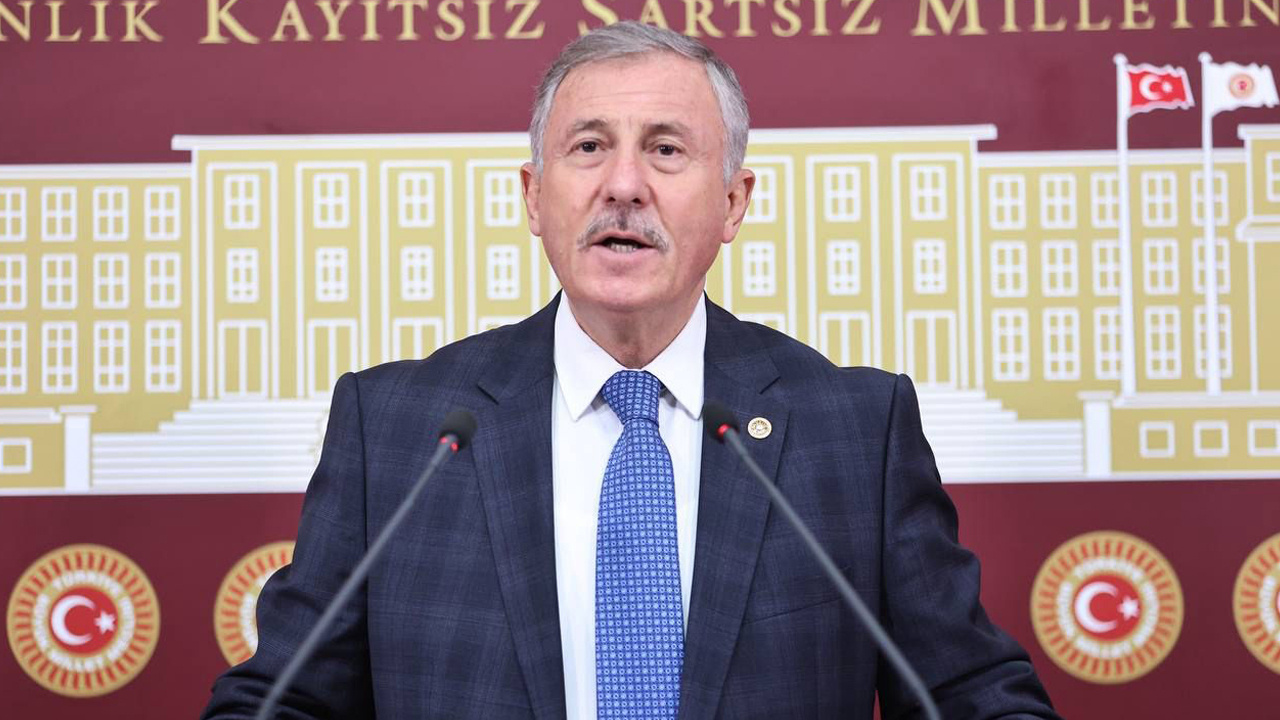 Selçuk Özdağ: Gelin Bizleri de Tutuklayın!