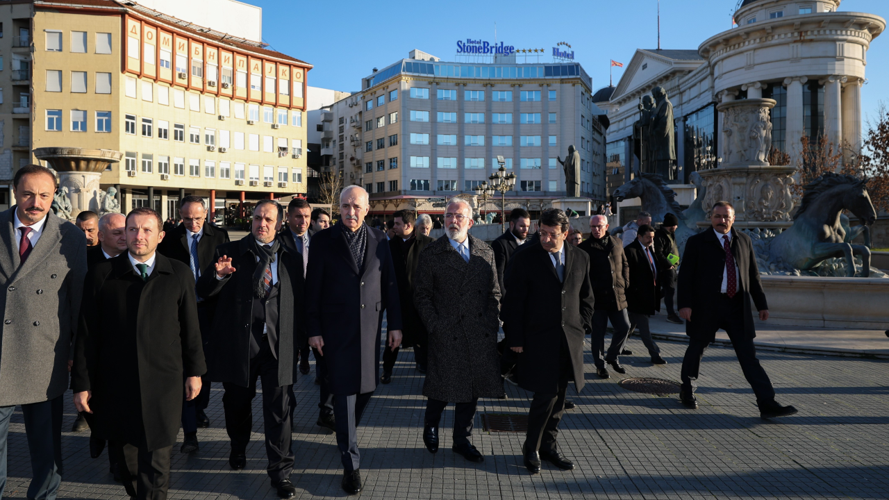 TBMM Başkanı Kurtulmuş, Üsküp’te Tarihi Türk Çarşısını Ziyaret Etti