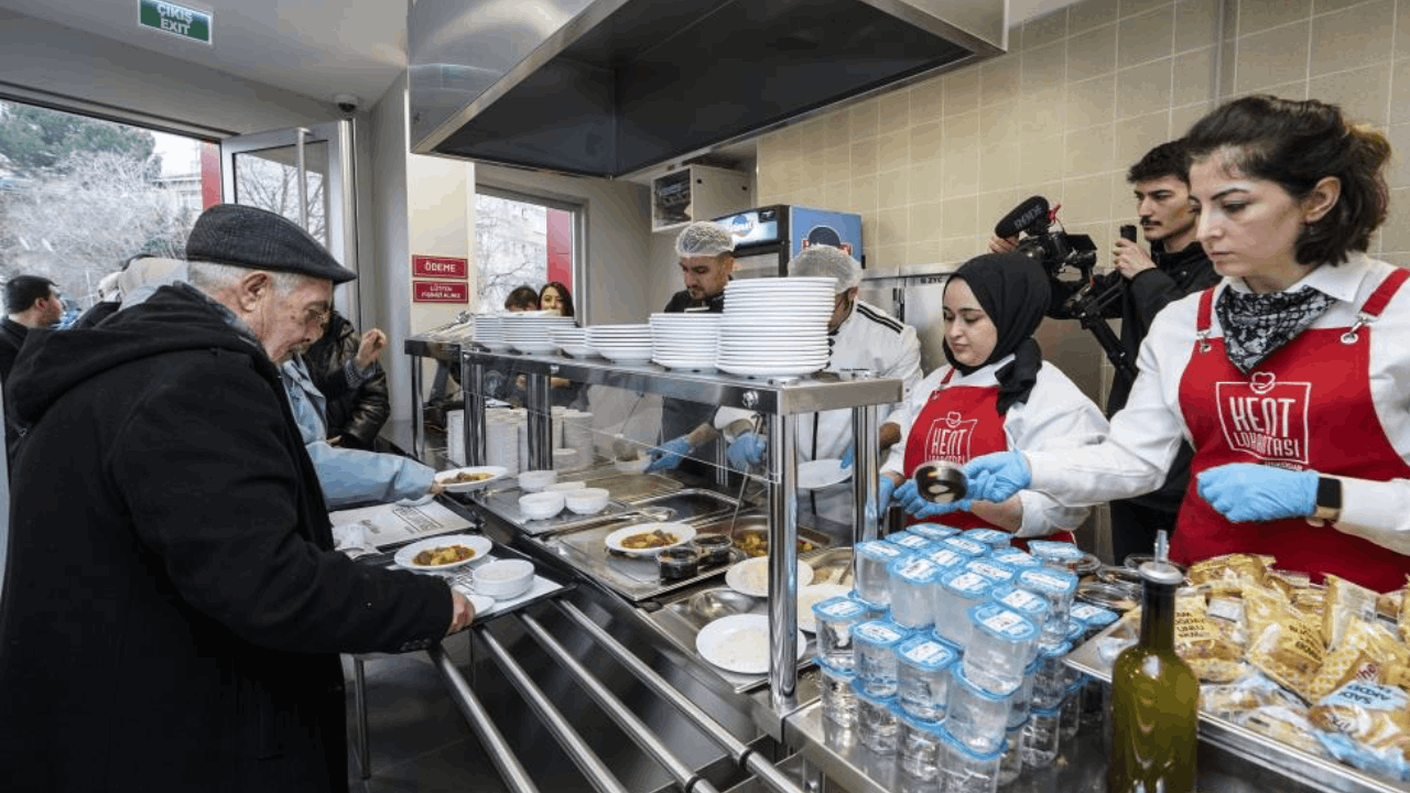 Üsküdar Belediyesi’nden İkinci Kent Lokantası