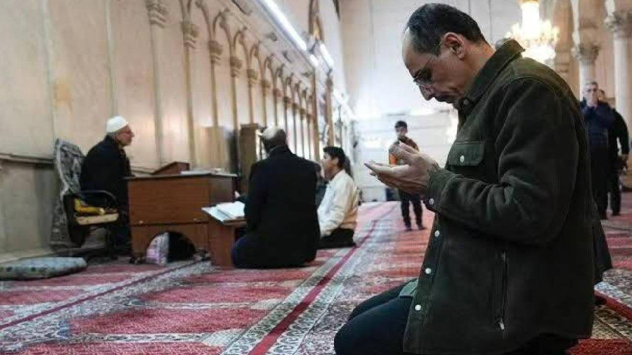 Ziyareti Tartışmalara Neden Olmuştu… MİT Başkanı İbrahim Kalın’dan Dikkat Çeken ‘Emevi Camii’ Paylaşımı