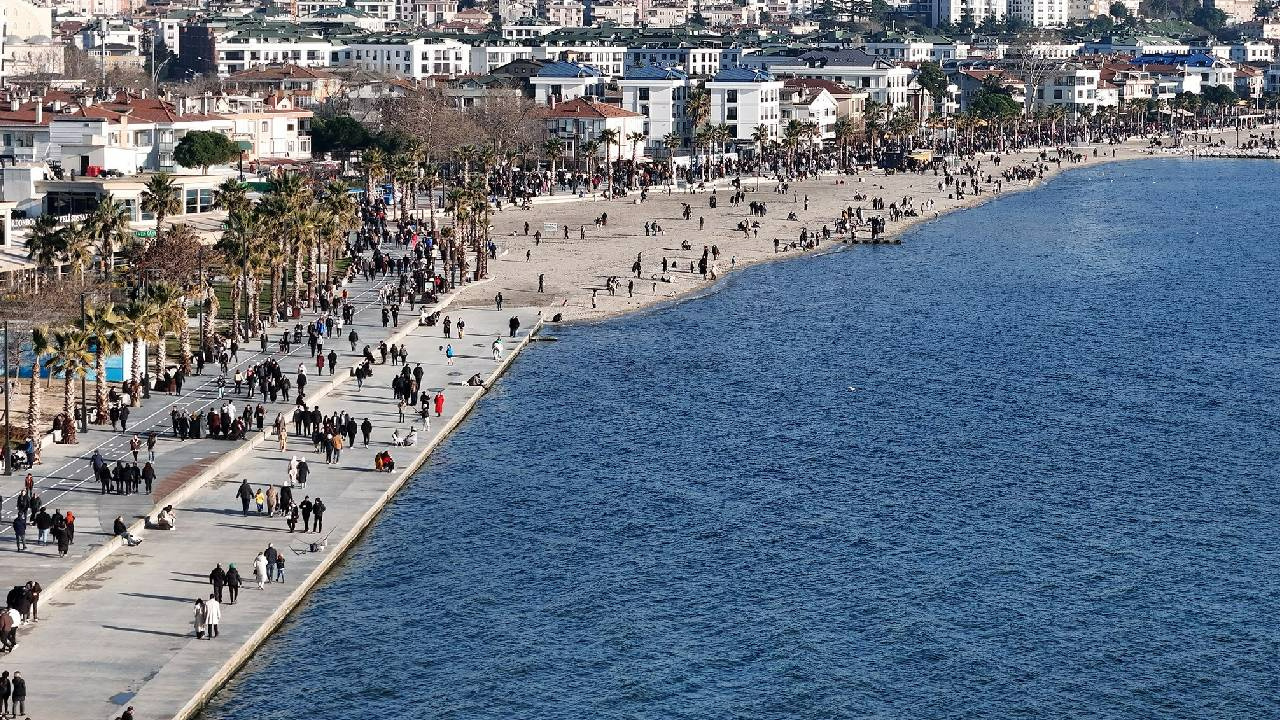 2025’te İstanbulluların İlk Rotası Neresi Oldu? Genç, Yaşlı, Çocuk Herkes Oraya Gitti