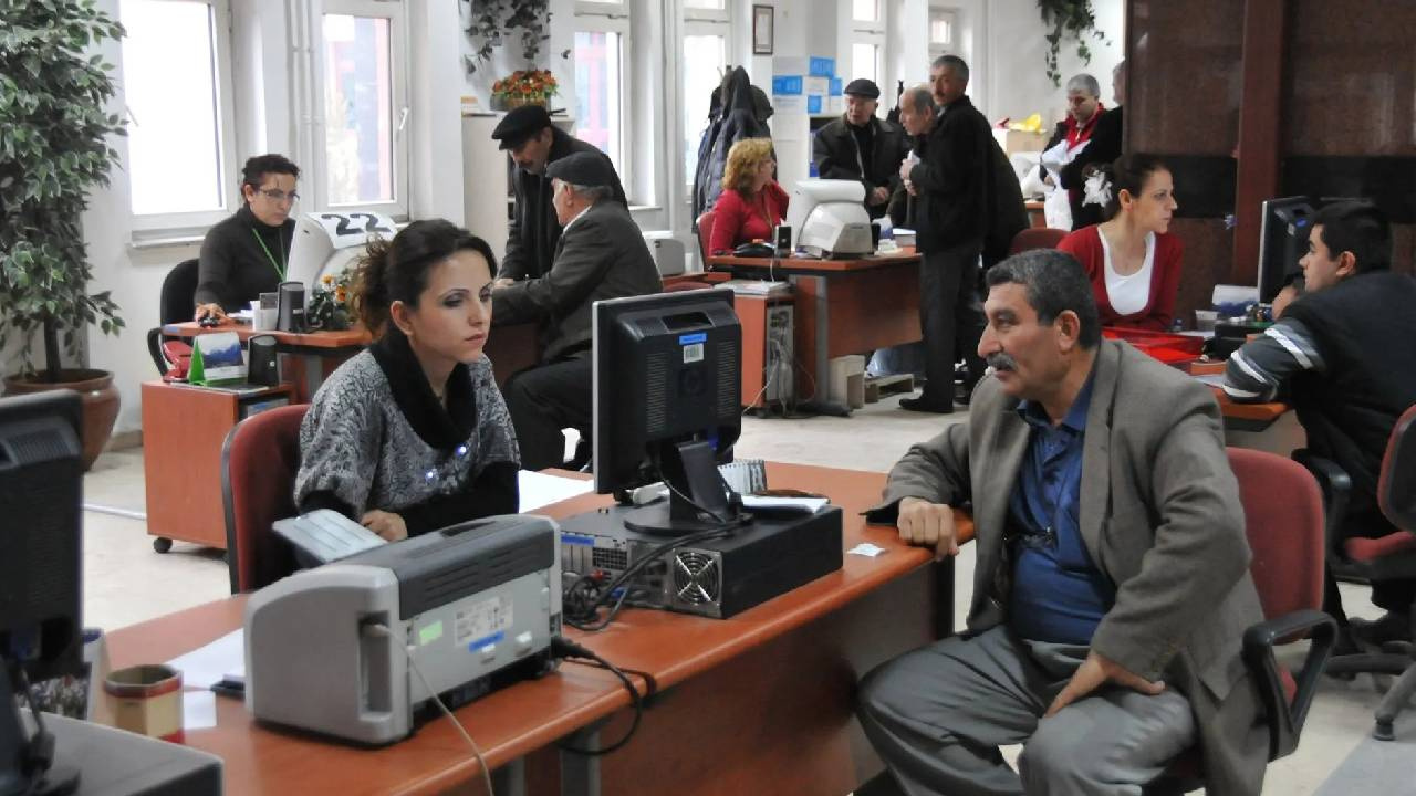 Bakanlık Duyurdu: Yıllarca Bedavaydı, Artık Bu İşlemlere de Para Ödenecek