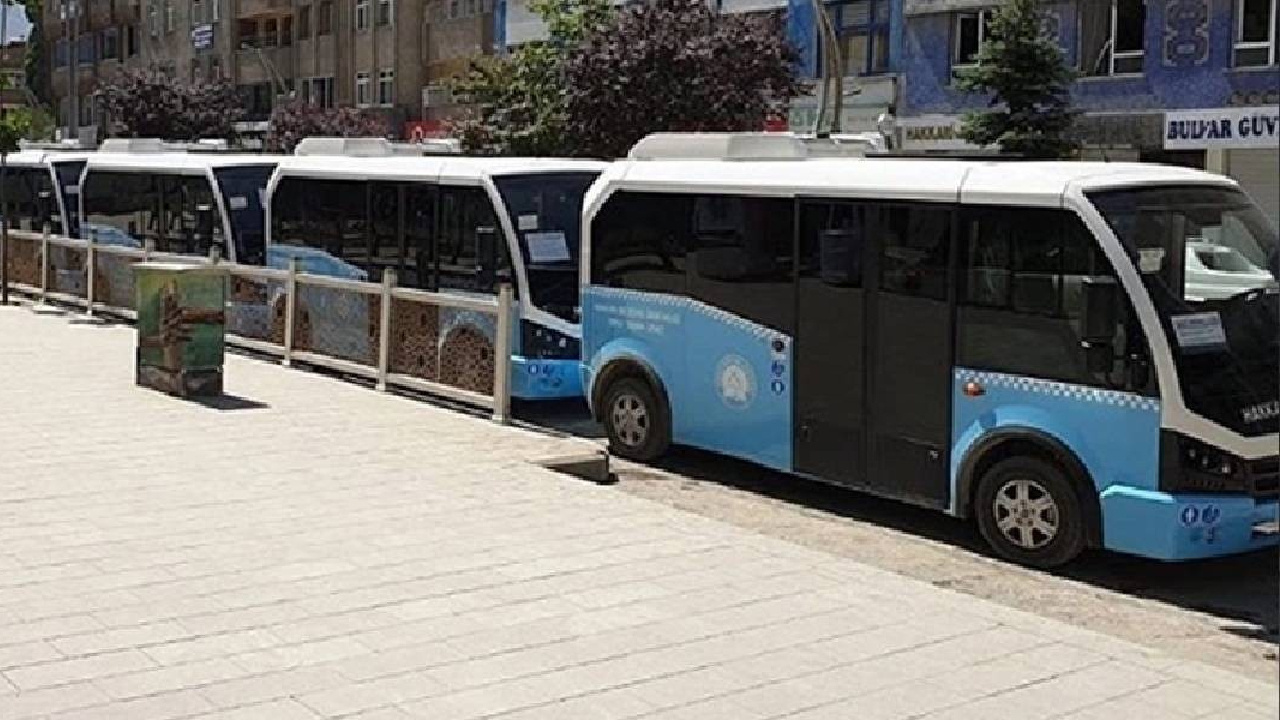 Hakkari’de Toplu Ulaşıma Yüzde 100 Zam Geldi